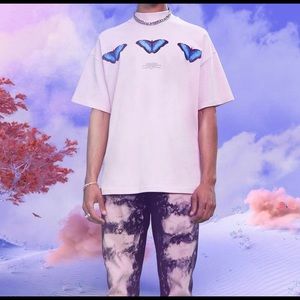 Oversized  extended neck T-shirt size M